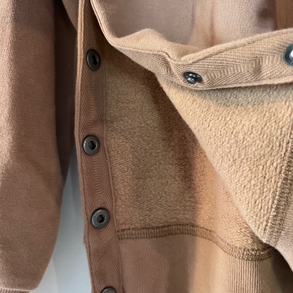 Abercrombie - camel side snap crew neck sweatshirt (never worn) - Picture 5 of 6